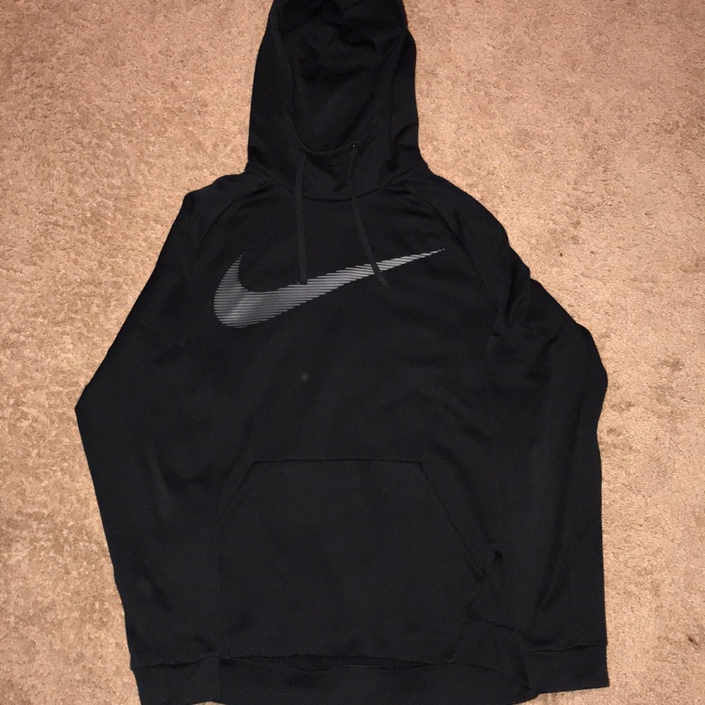 Black nike sweatshirt